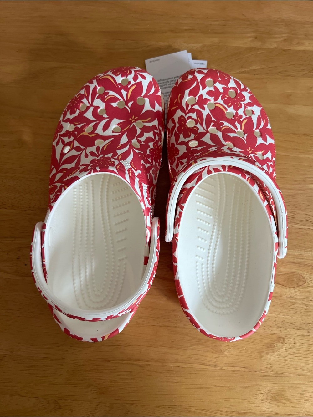 NWT Island Flower Crocs - Picture 5 of 6